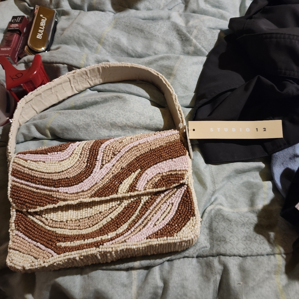 Beaded Wave Pattern Shoulder Bag - Picture 4 of 4